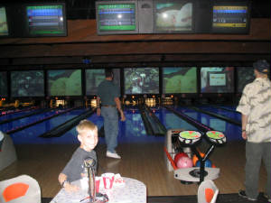 bowling2.jpg